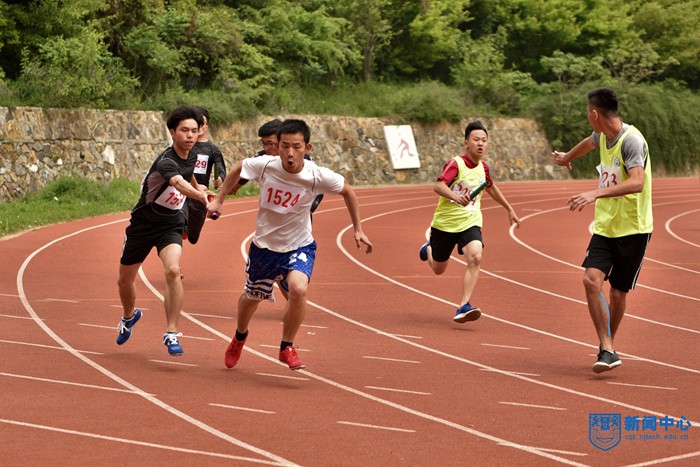 У��ʮ�����˶���ͼƬ�������ģ�